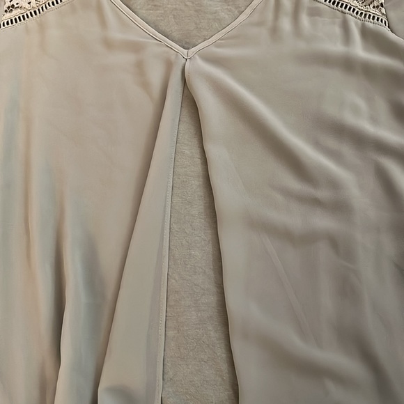 A. Byer lace detail top, sage green, size L GUC! - Picture 4 of 7